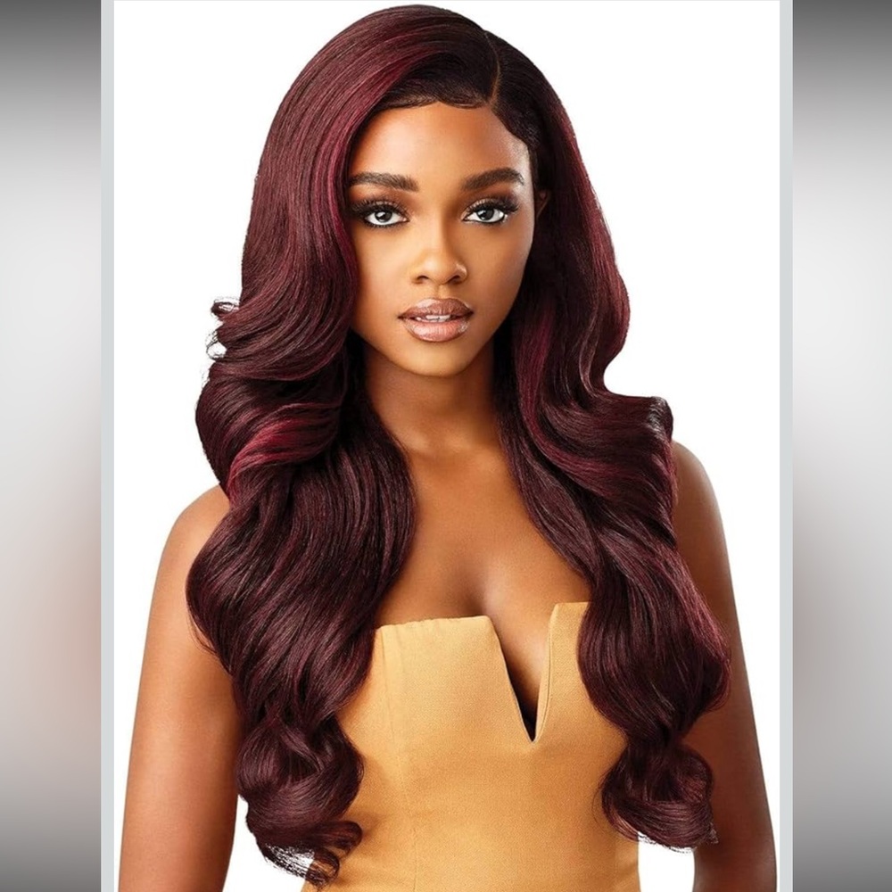 Outre Melted Hairline Lace Front Wig - Picture 7 of 7